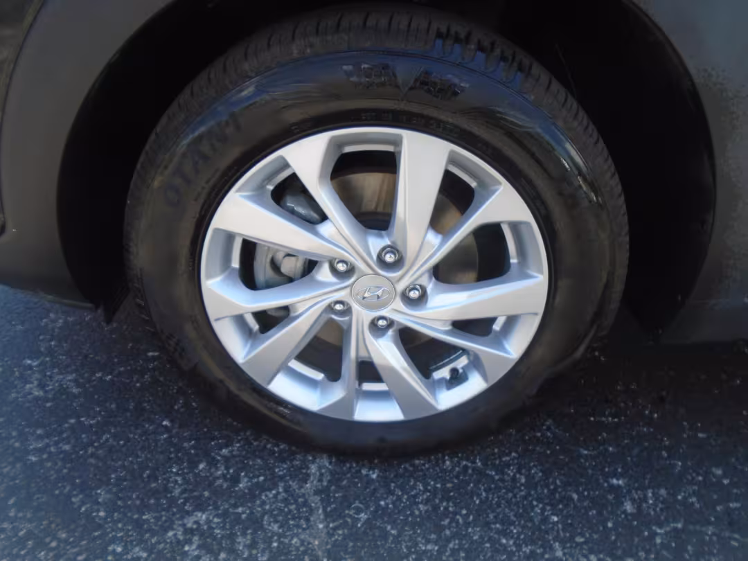 2021 Hyundai Tucson - KM8J23A47MU302350 - Image #6